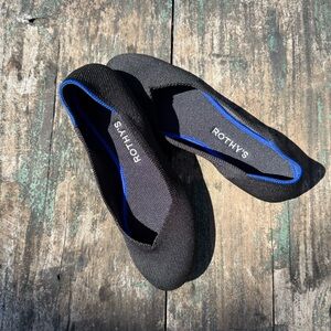 Rothy’s The Flat Black Knit Ballet Flats Blue Trim Size 6.5